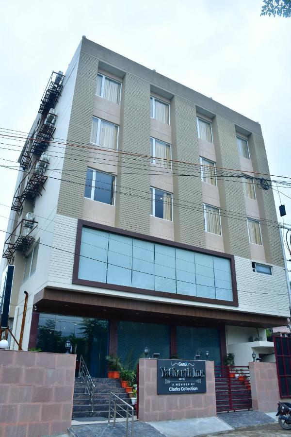 Hotel Yatharth Inn Varanasi Exterior photo
